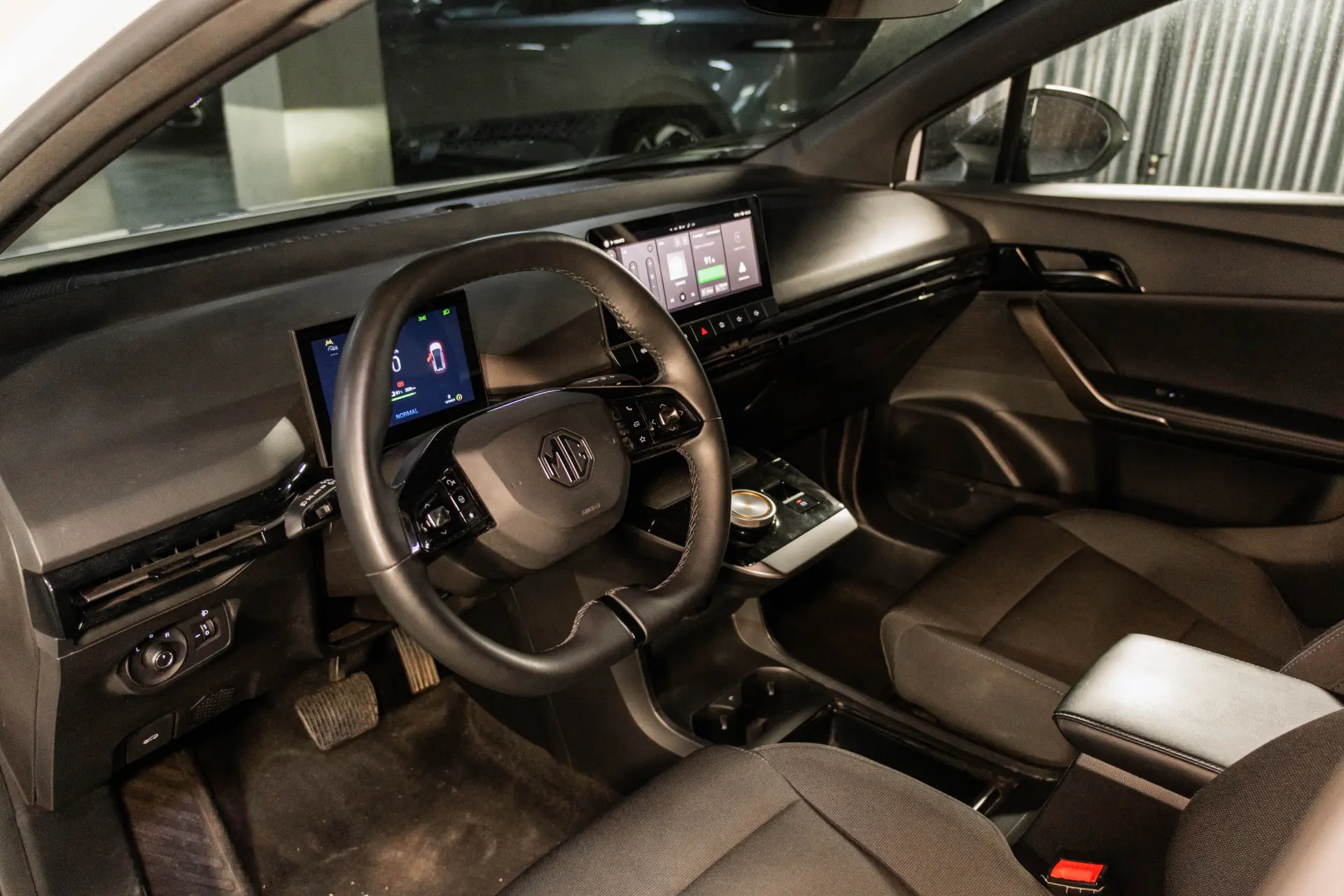 MG MG4 64 kWh Comfort 16