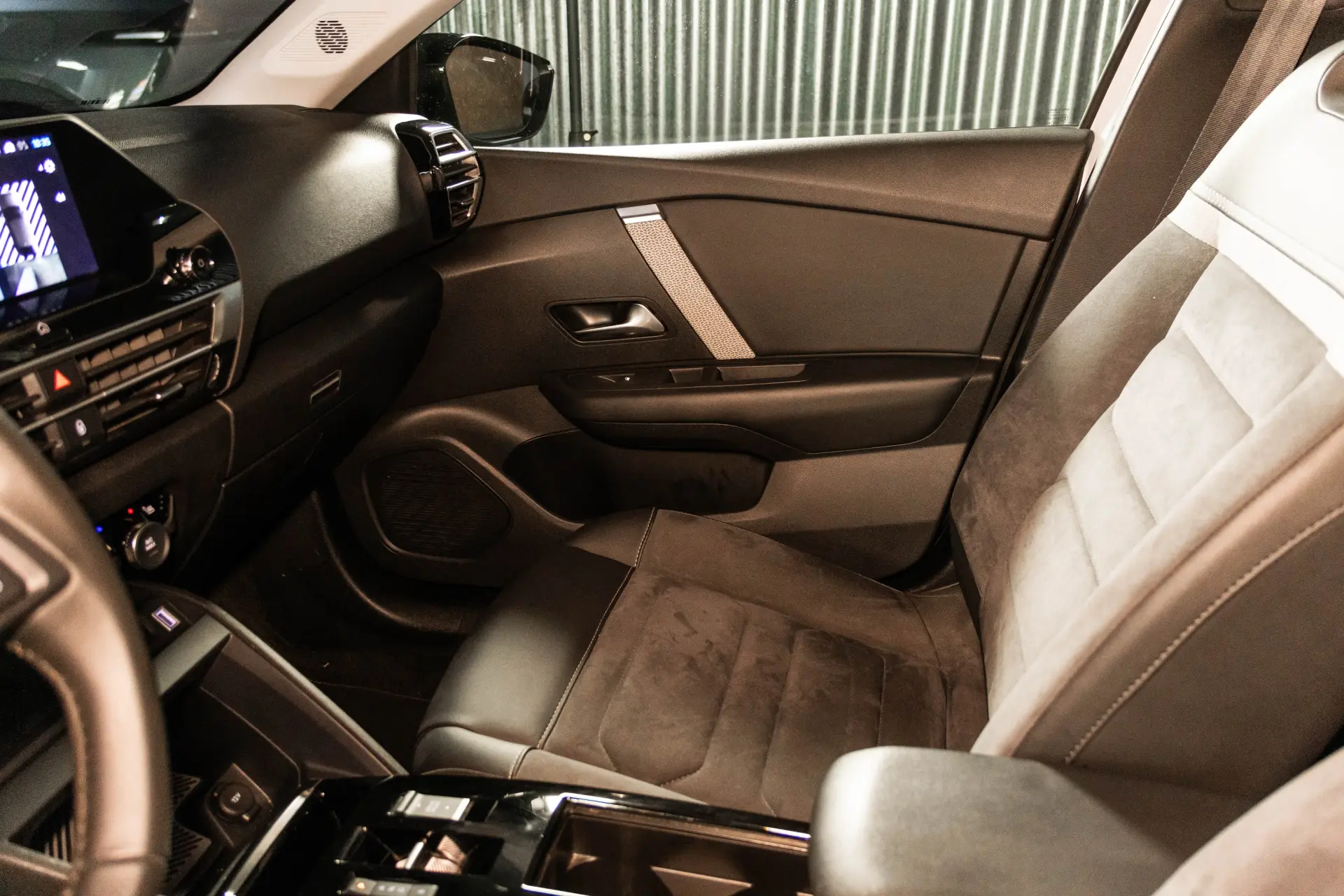 Citroën e-C4 50 kWh E-Series Collection 37