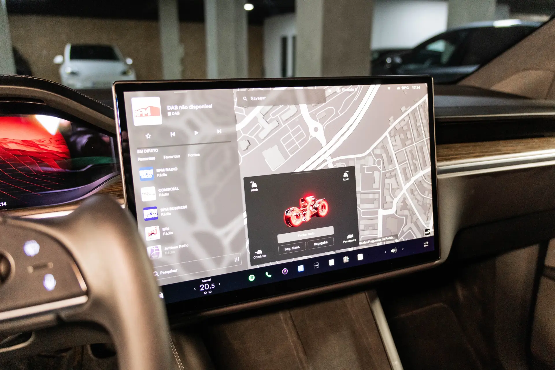 Tesla Model X Long Range AWD 22