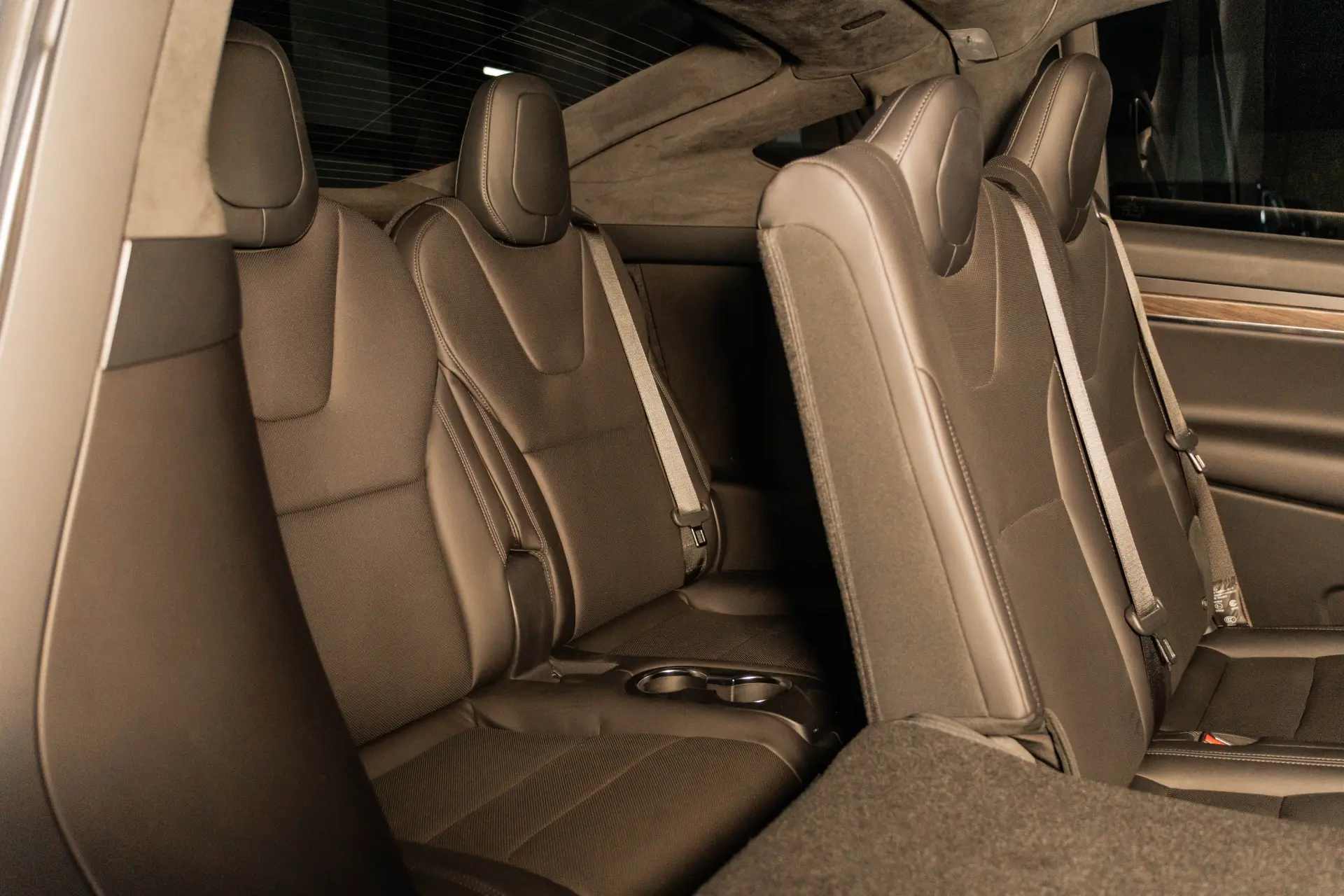 Tesla Model X Long Range AWD 31