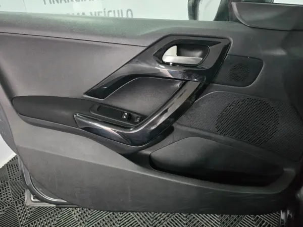 Peugeot 208 1.6 BlueHDi Active 12