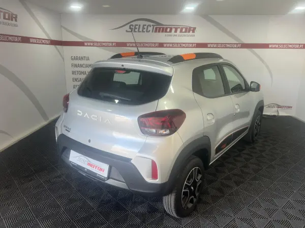 Dacia Spring Comfort Plus 5