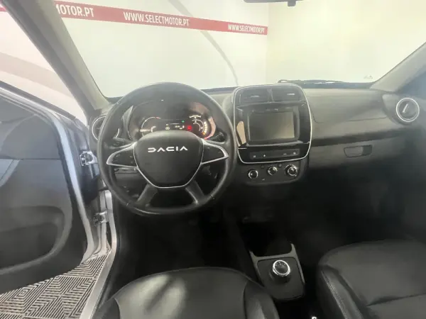 Dacia Spring Comfort Plus 9