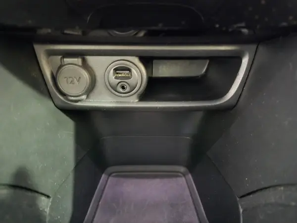 Peugeot 208 1.6 e-HDi Active 8