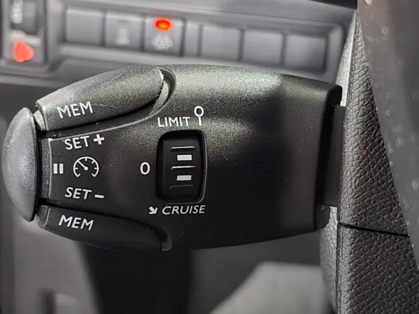 Peugeot 308 1.5 BlueHDi Style 16