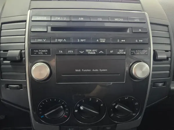 Mazda 5 MZR-CD 2.0 Comfort 9