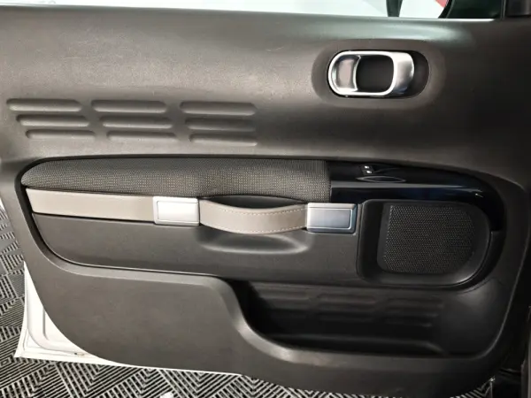 Citroën C4 Cactus 1.6 BlueHDi Shine 14