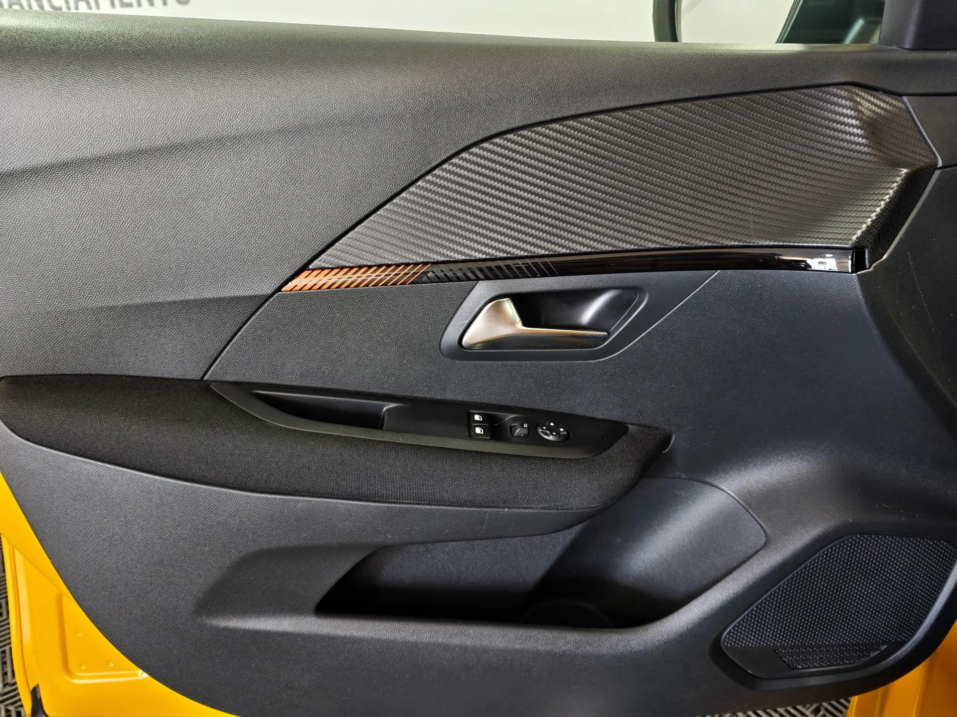 Peugeot 208 1.2 PureTech Active Pack 16