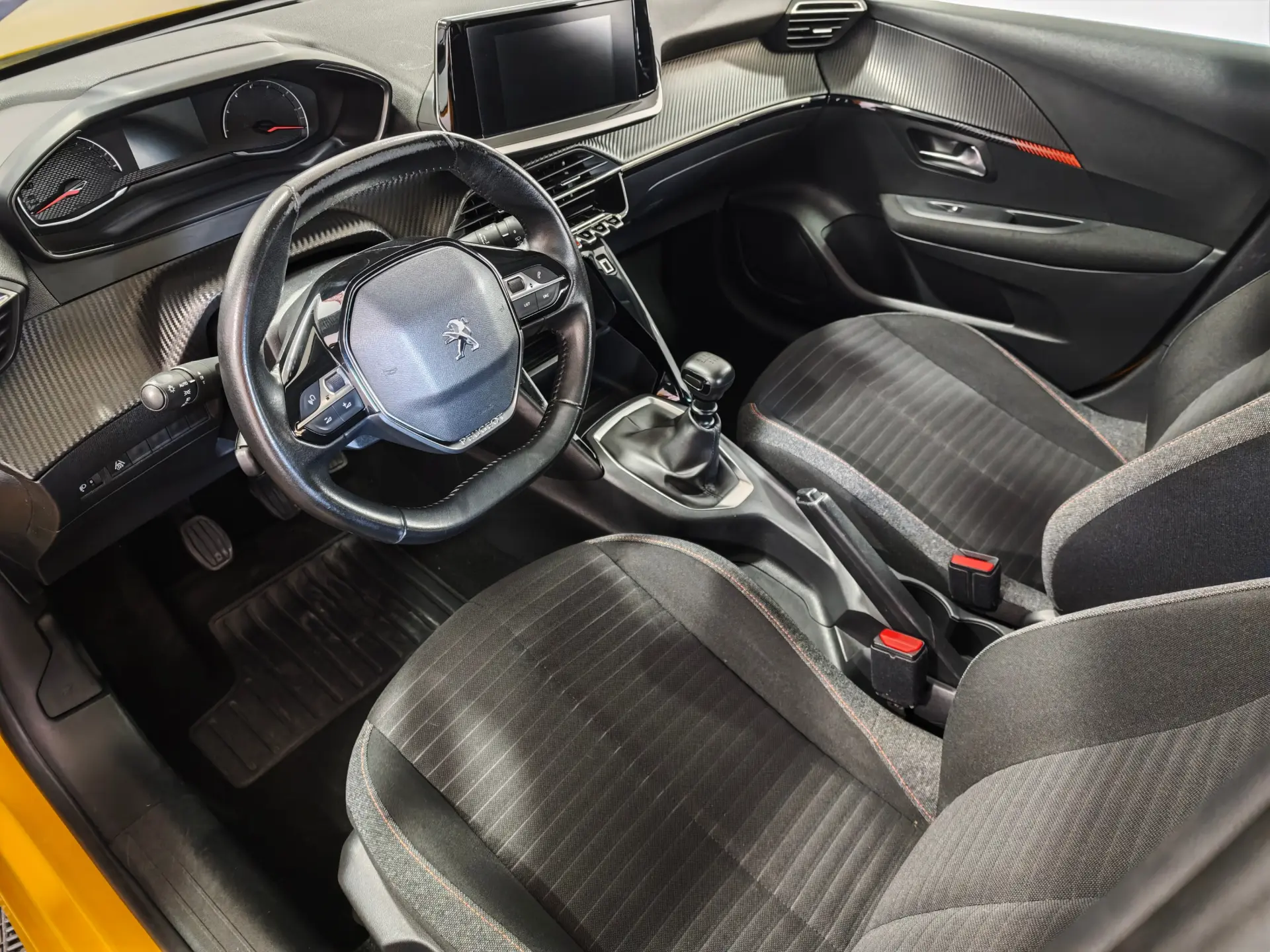 Peugeot 208 1.2 PureTech Active Pack 18