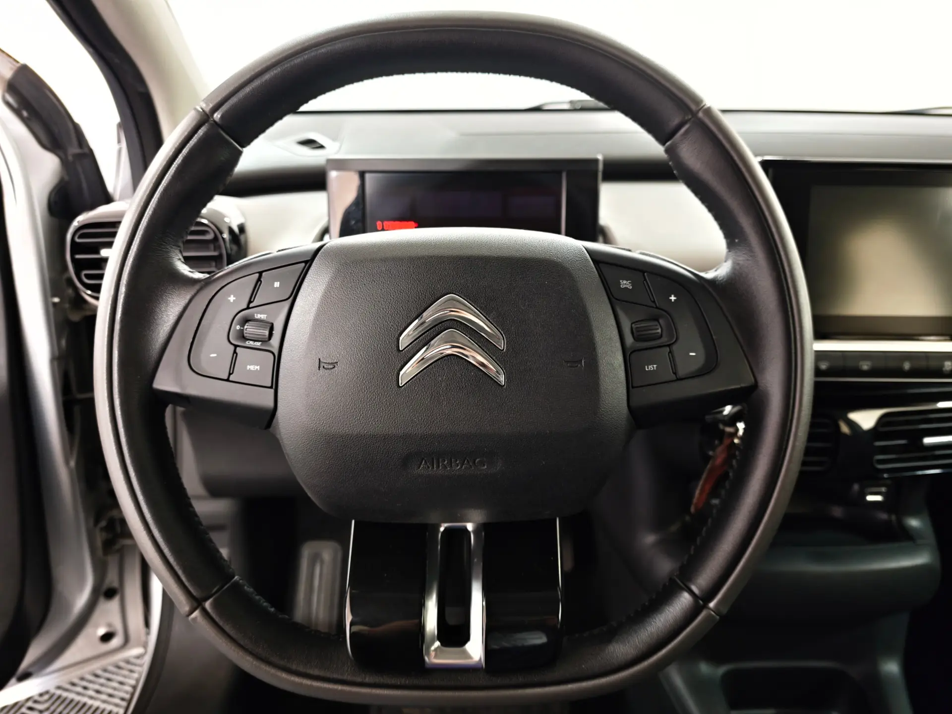 Citroën C4 Cactus 1.6 BlueHDi Shine 12