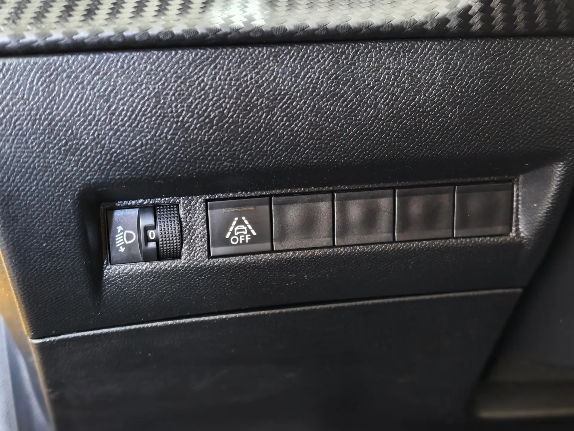 Peugeot 208 1.2 PureTech Active Pack 15