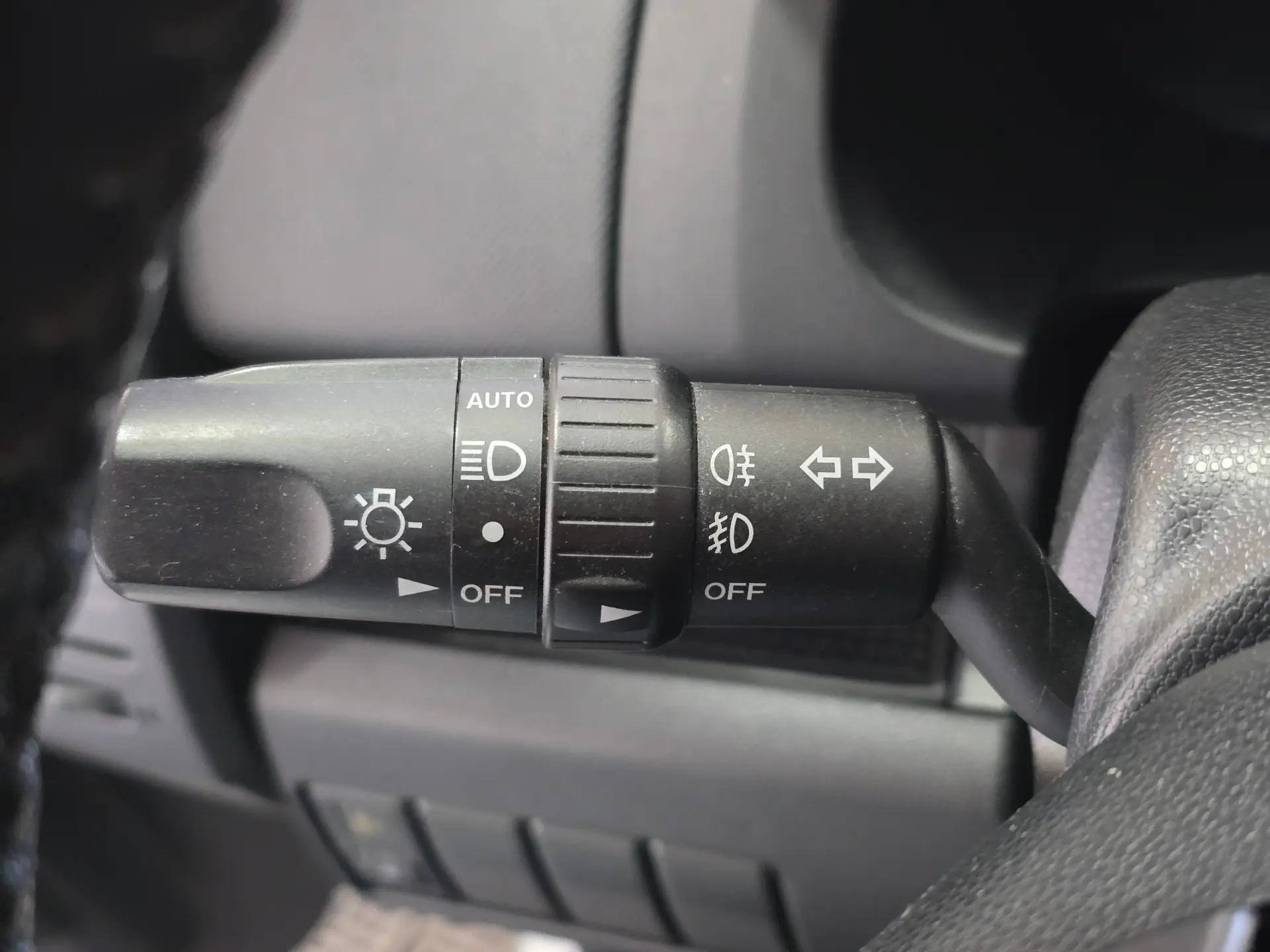 Mazda 5 MZR-CD 2.0 Comfort 15