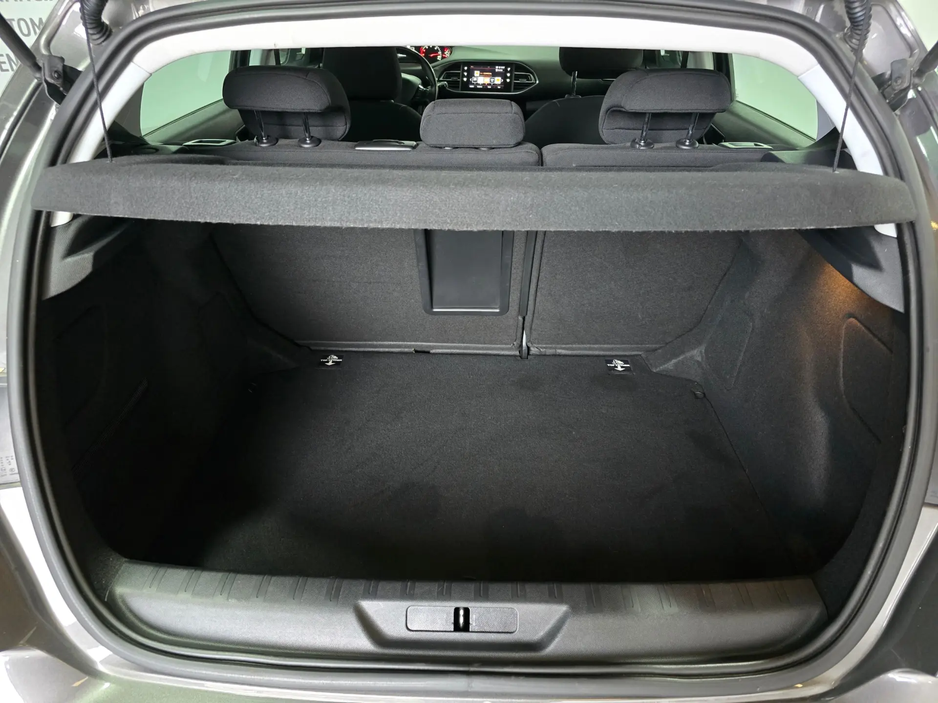 Peugeot 308 1.5 BlueHDi Style 25