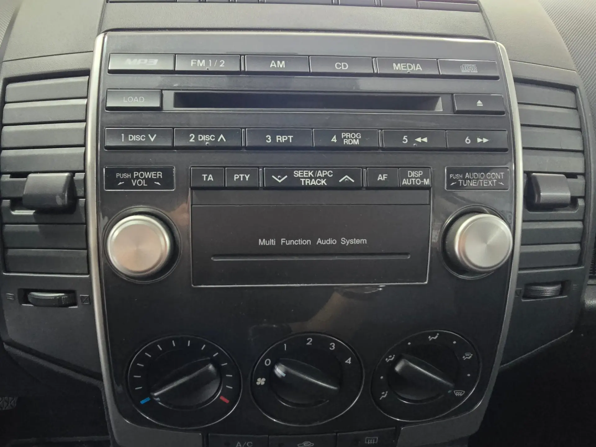 Mazda 5 MZR-CD 2.0 Comfort 9