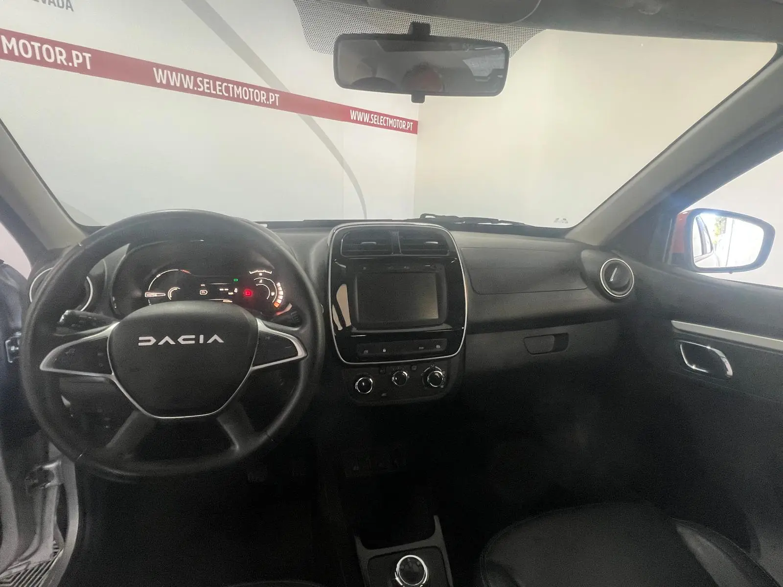 Dacia Spring Comfort Plus 8