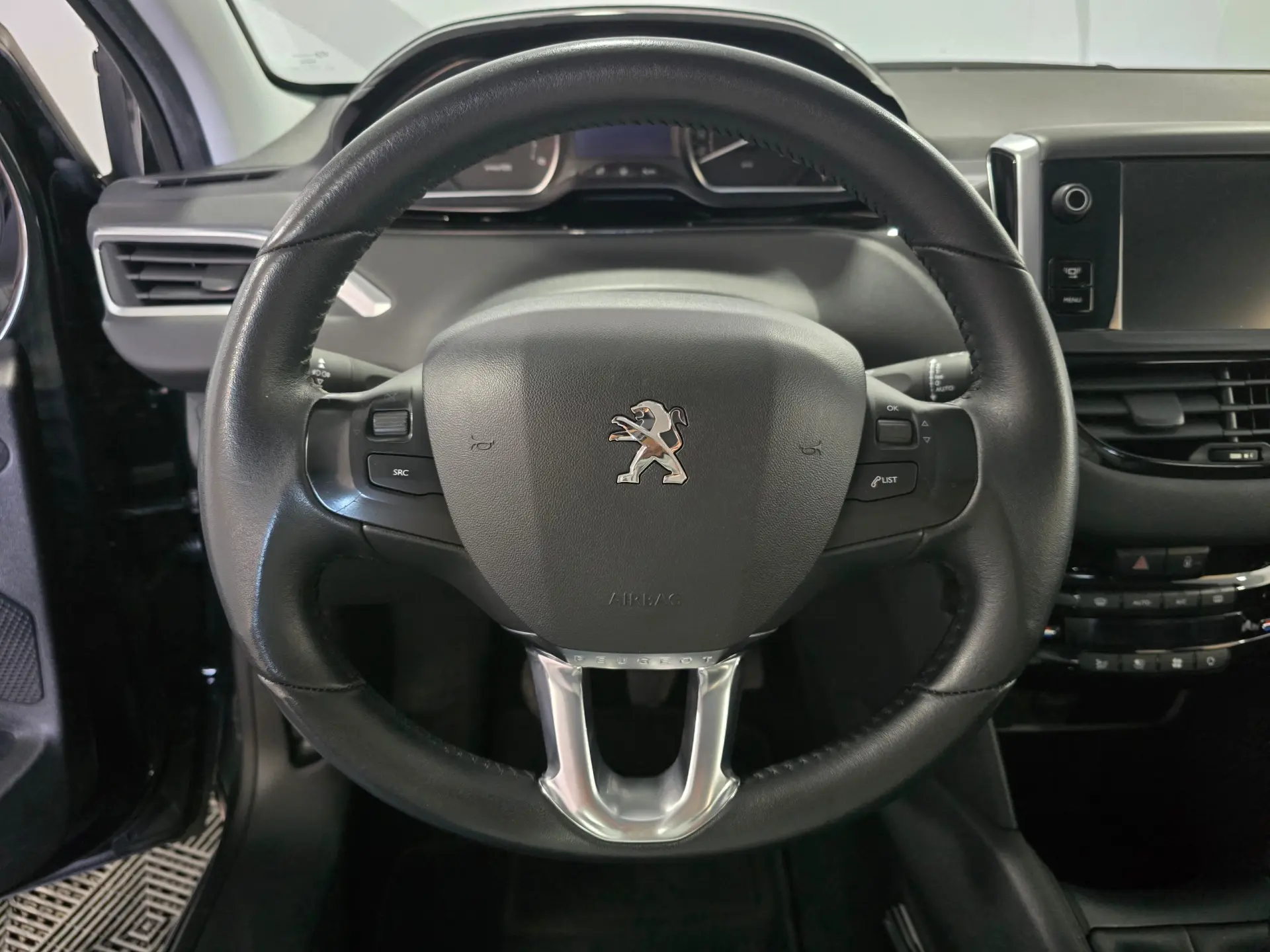 Peugeot 208 1.6 e-HDi Active 10