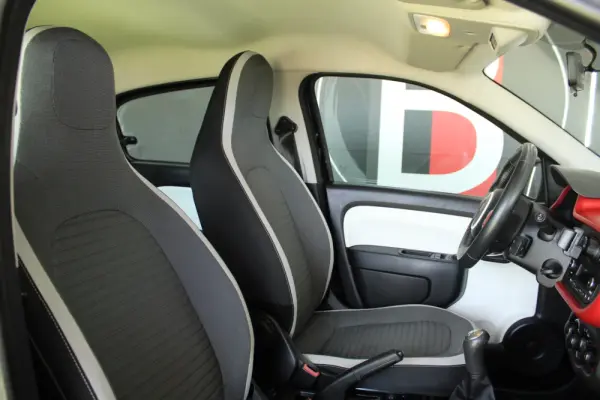 Renault Twingo 1.0 SCe Dynamique 15