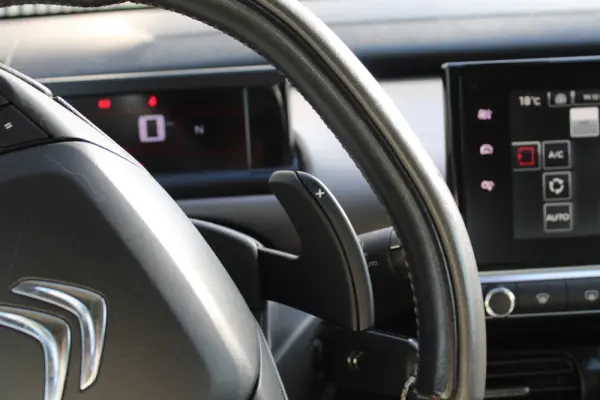 Citroën C4 Cactus 1.6 BlueHDi Shine ETG6 25