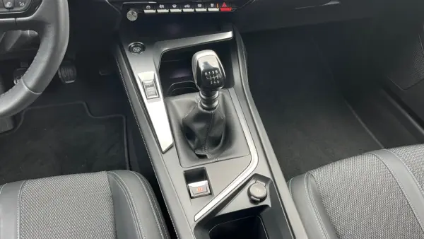 Peugeot 308 Allure pack 21