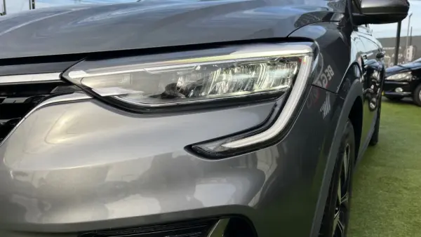 Renault Arkana Full Hybrid E-TECH 17