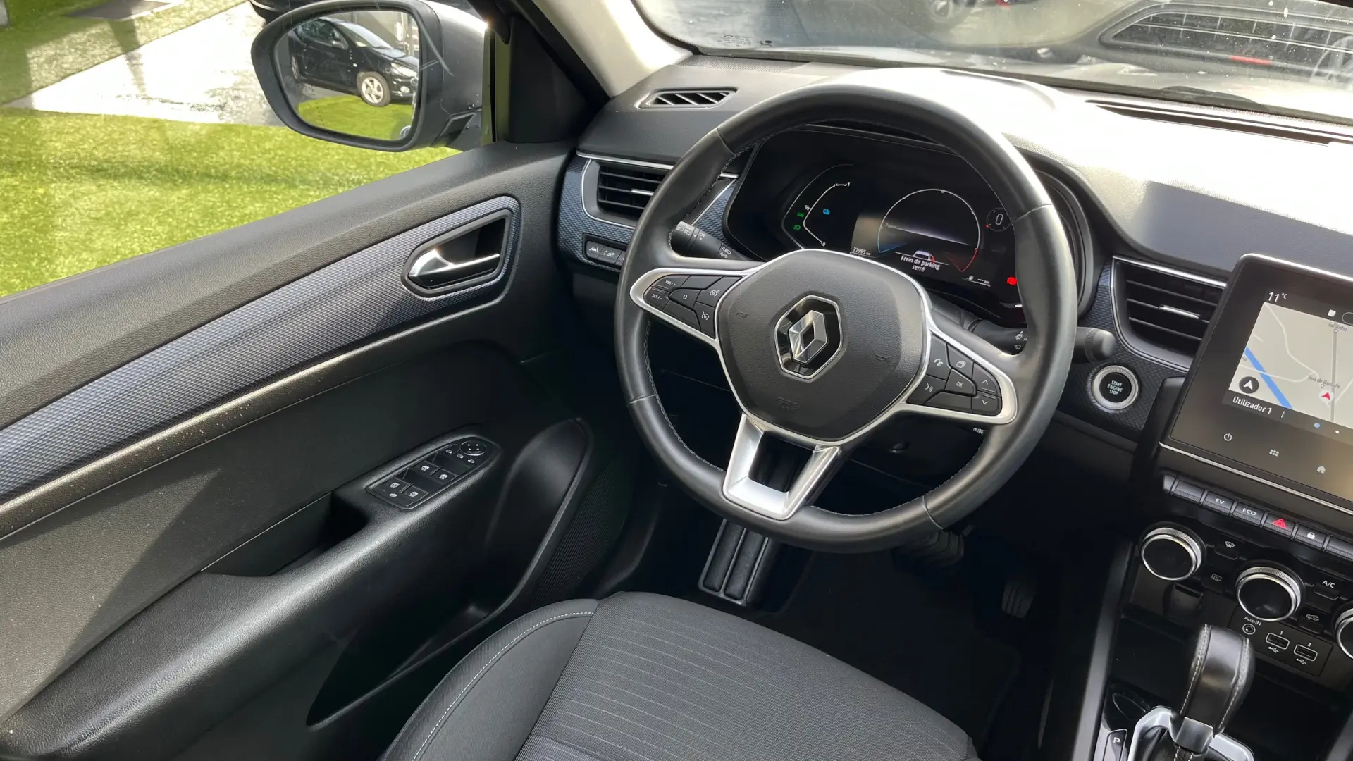 Renault Arkana Full Hybrid E-TECH 28