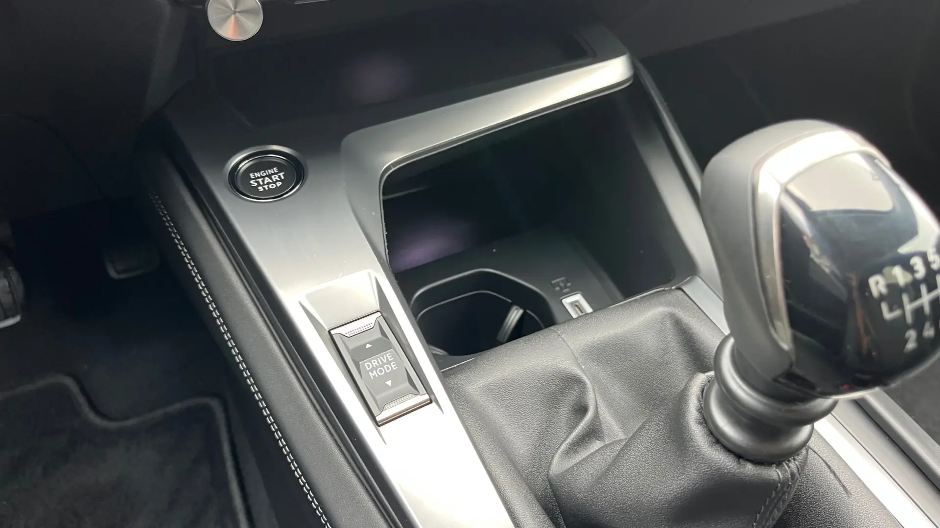 Peugeot 308 Allure pack 24