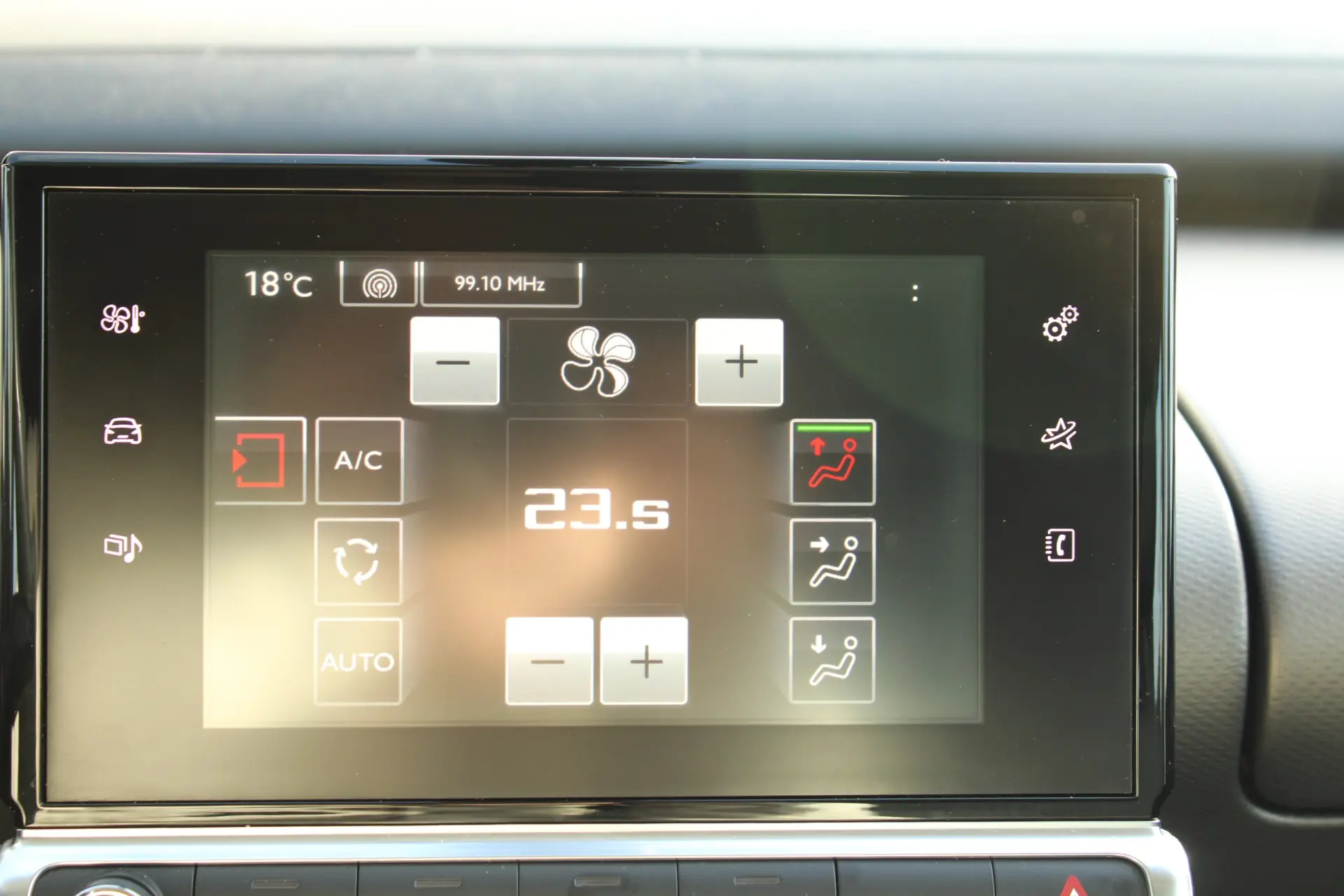 Citroën C4 Cactus 1.6 BlueHDi Shine ETG6 26