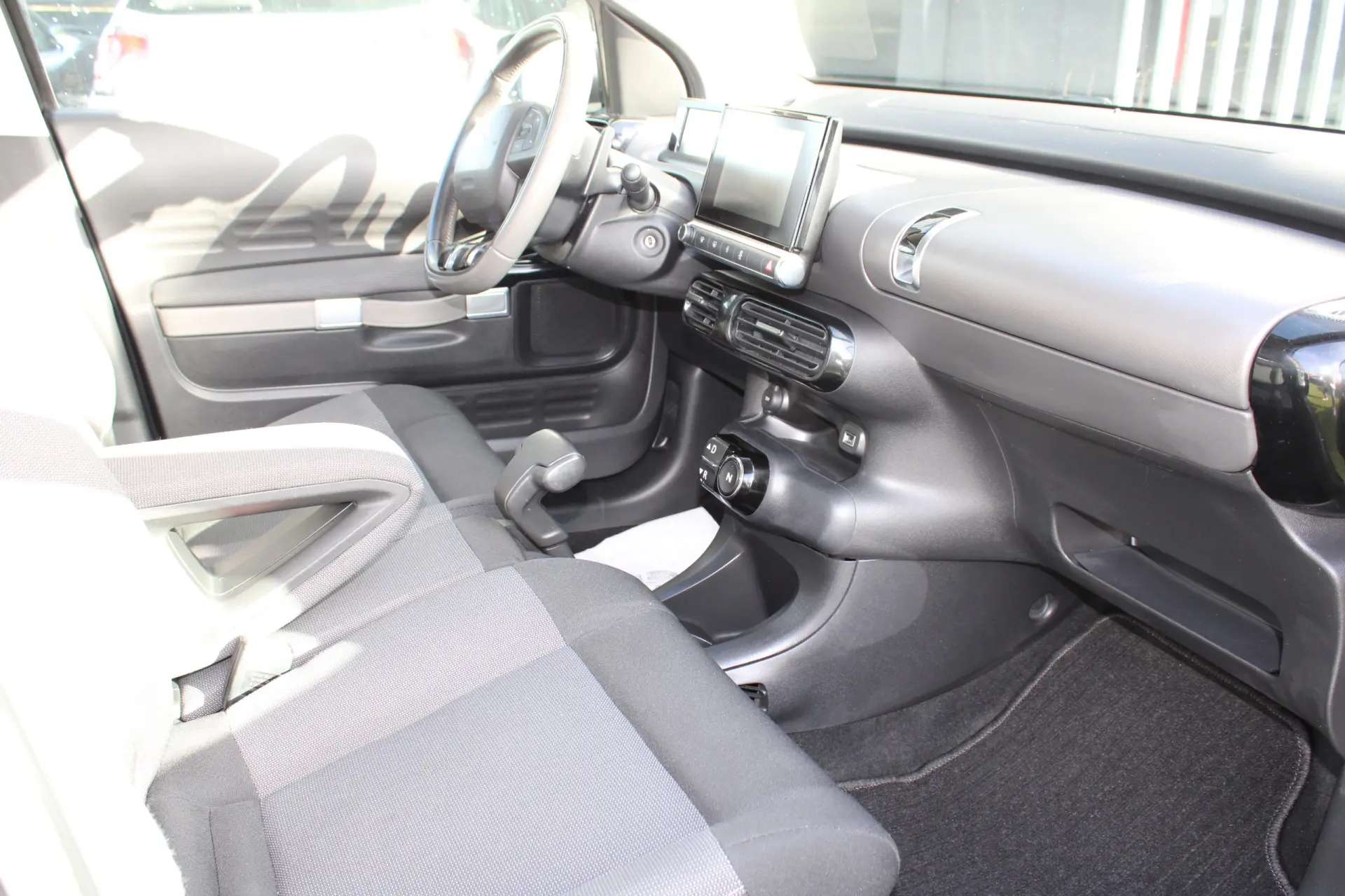 Citroën C4 Cactus 1.6 BlueHDi Shine ETG6 21