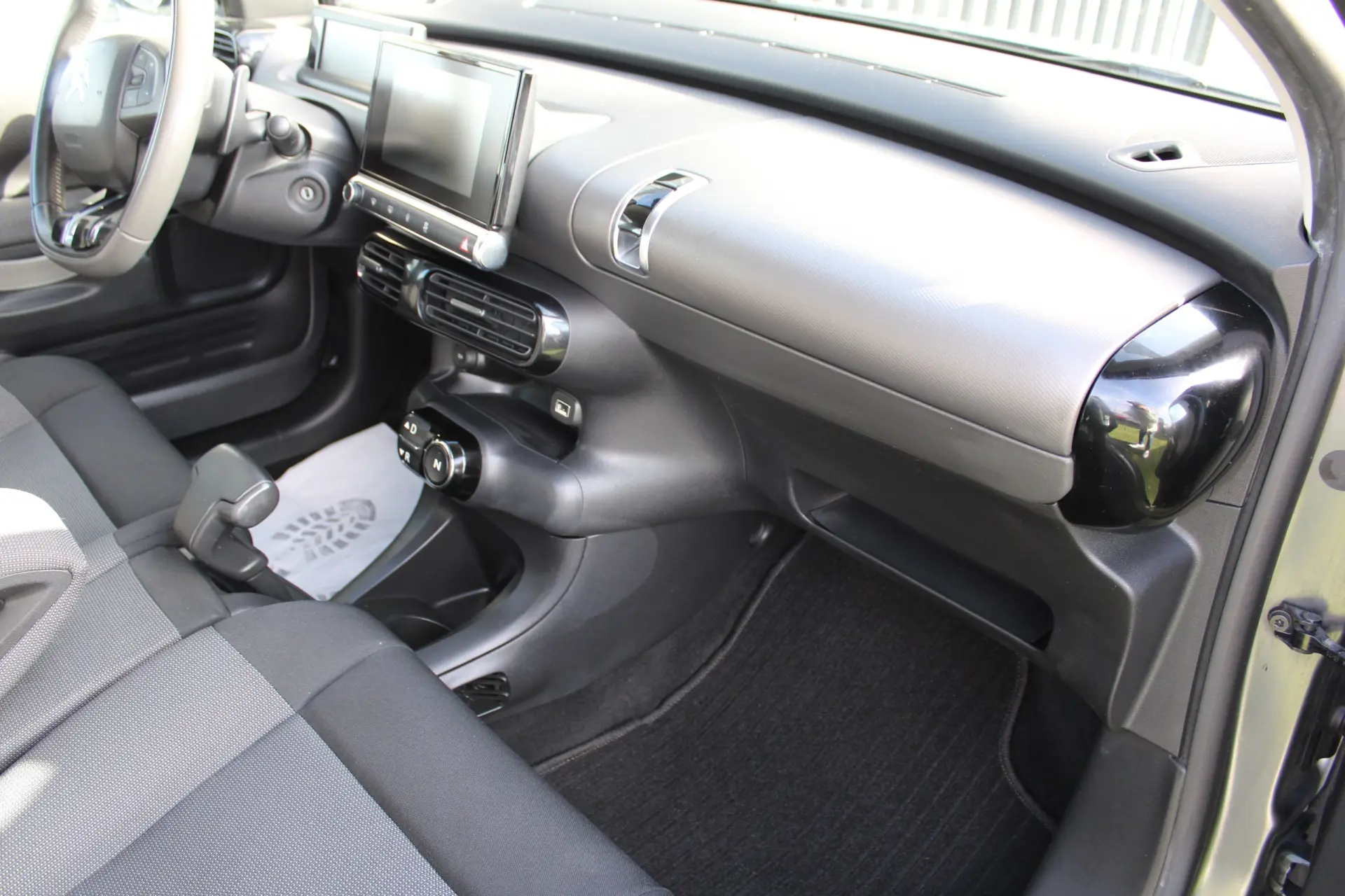 Citroën C4 Cactus 1.6 BlueHDi Shine ETG6 24