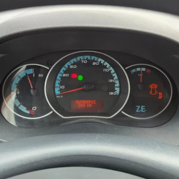 Renault Kangoo Z.E. 33 10