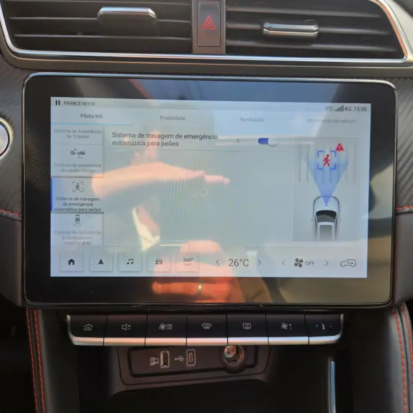 MG ZS Standard Luxury 72KW 30