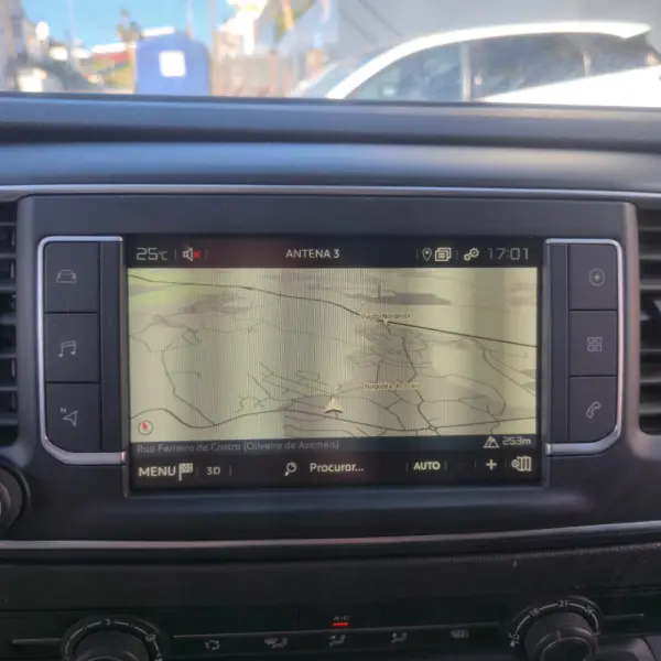 Citroën e-Jumpy Longa (50-kWh) 16