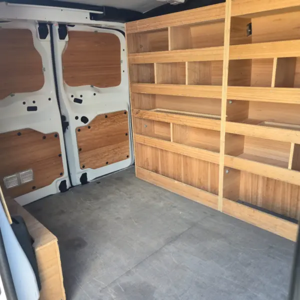 Citroën e-Jumpy Longa (50-kWh) 23