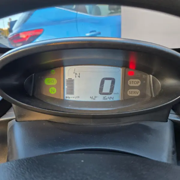 Renault Twizy 80 Life 9