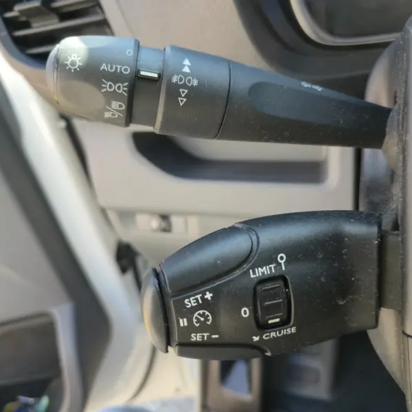 Citroën e-Jumpy Longa (50-kWh) 17