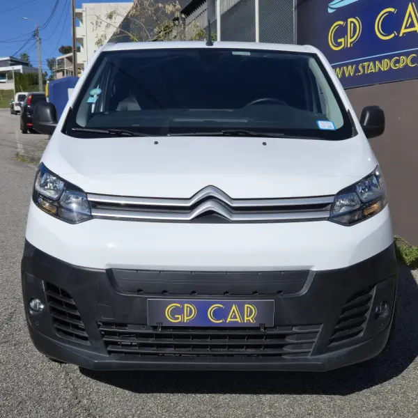 Citroën e-Jumpy Longa (50-kWh) 2