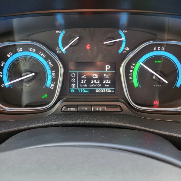 Citroën Spacetourer XL 136 CH 50 KWH FEEL 14