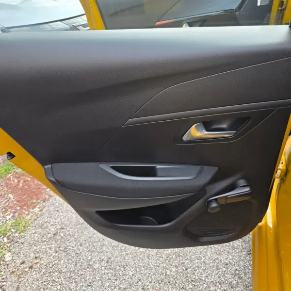 Peugeot e-208 50 kWh Active Pack 24