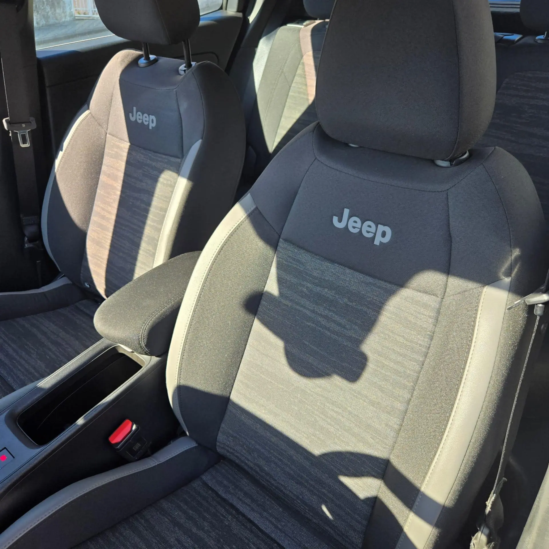 Jeep Avenger 54 kWh Longitude 9