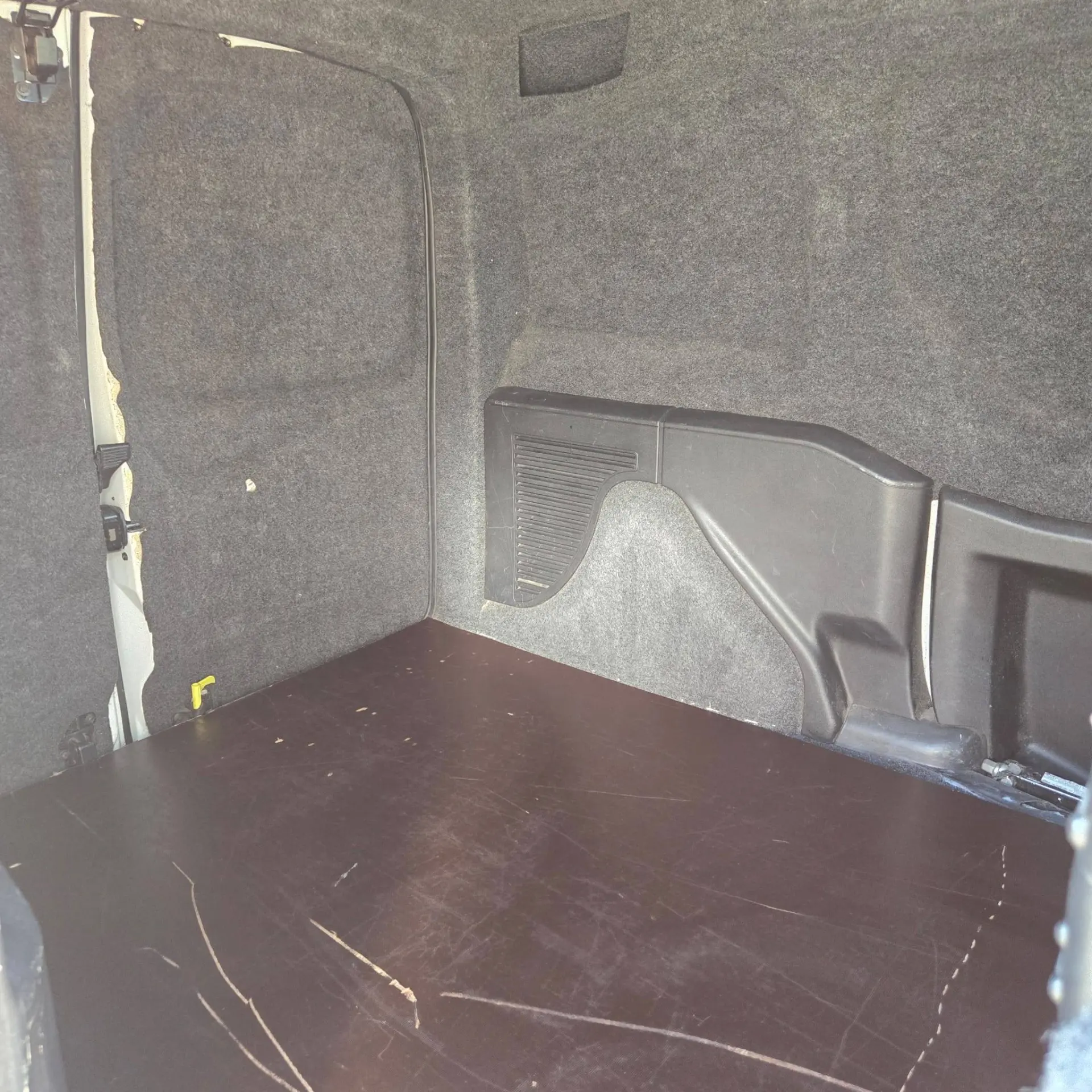 Peugeot e-Partner Tepee Active 15