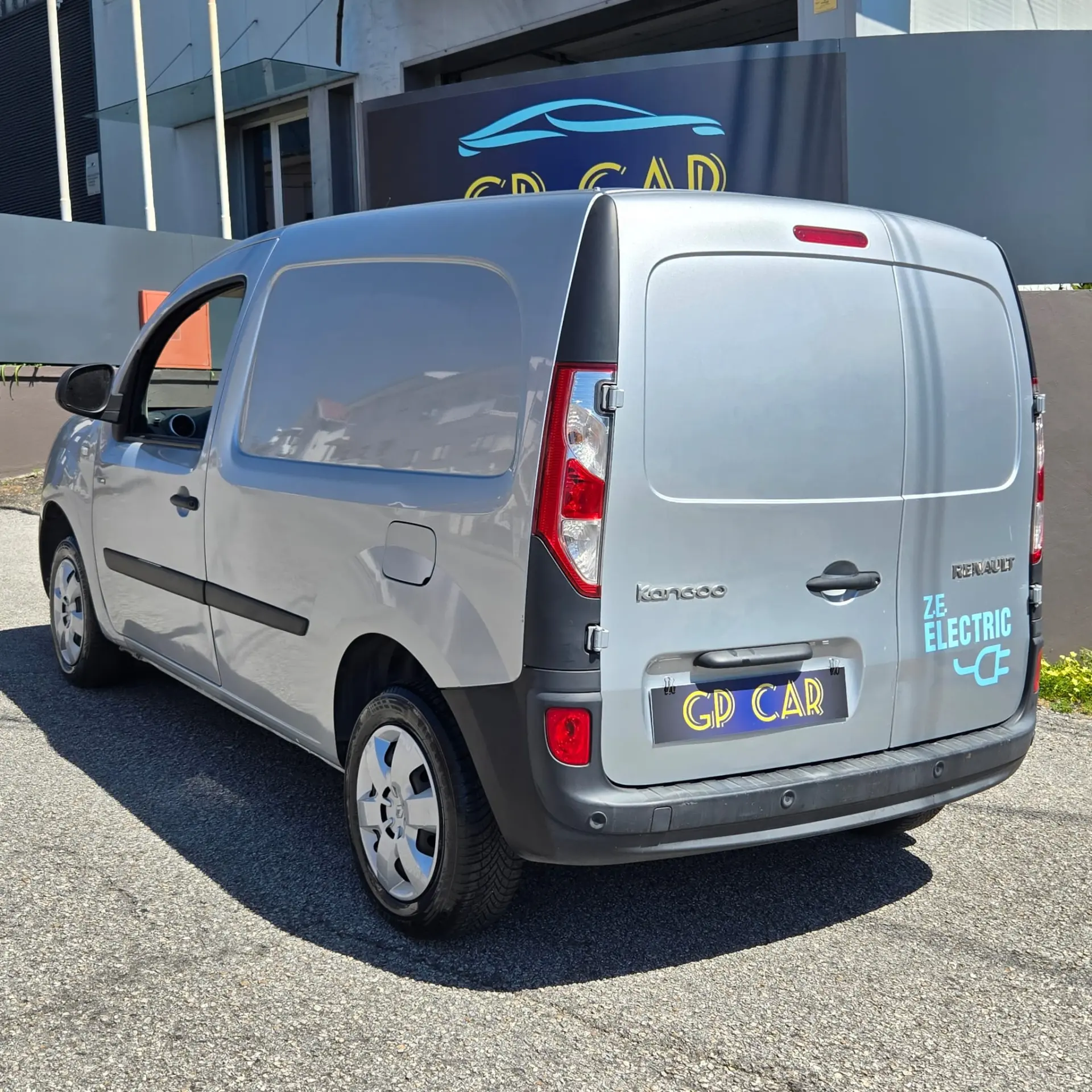 Renault Kangoo E-Tech E-Tech 33KW 2