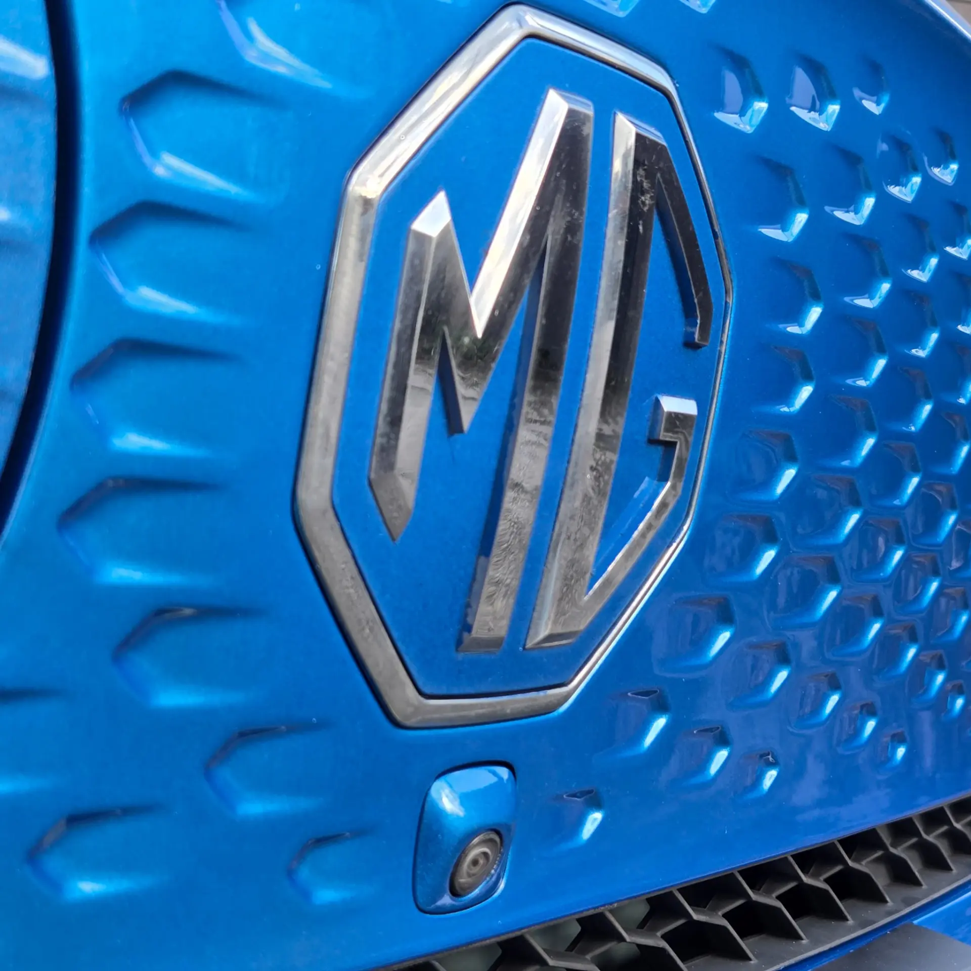 MG ZS Standard Luxury 72KW 5