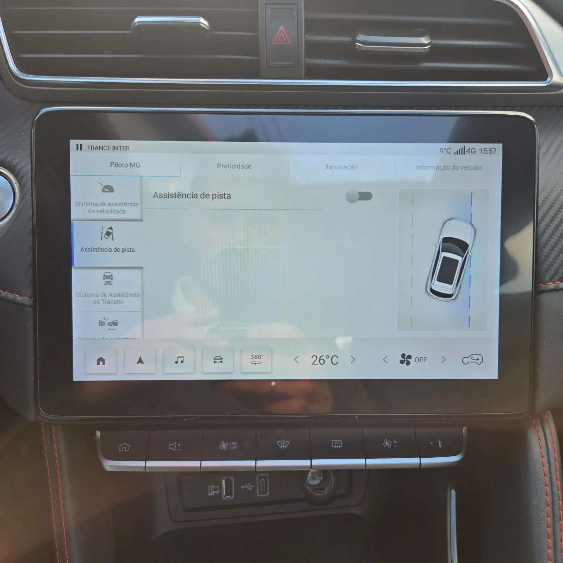 MG ZS Standard Luxury 72KW 27