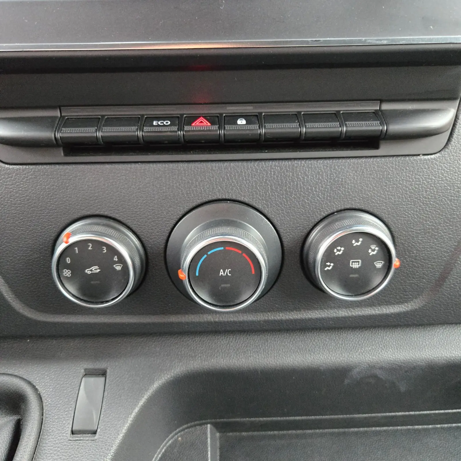 Renault Master E-Tech L2H2 3T5 Advance Autonomia Urbana 17