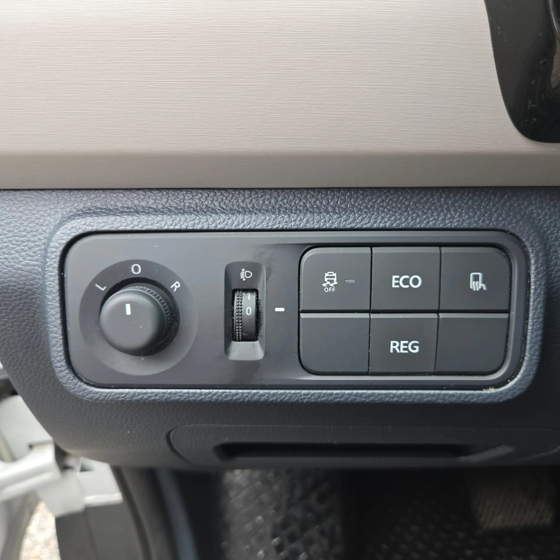 Maxus eDeliver 9 E-Deliver 3 L2H1 15