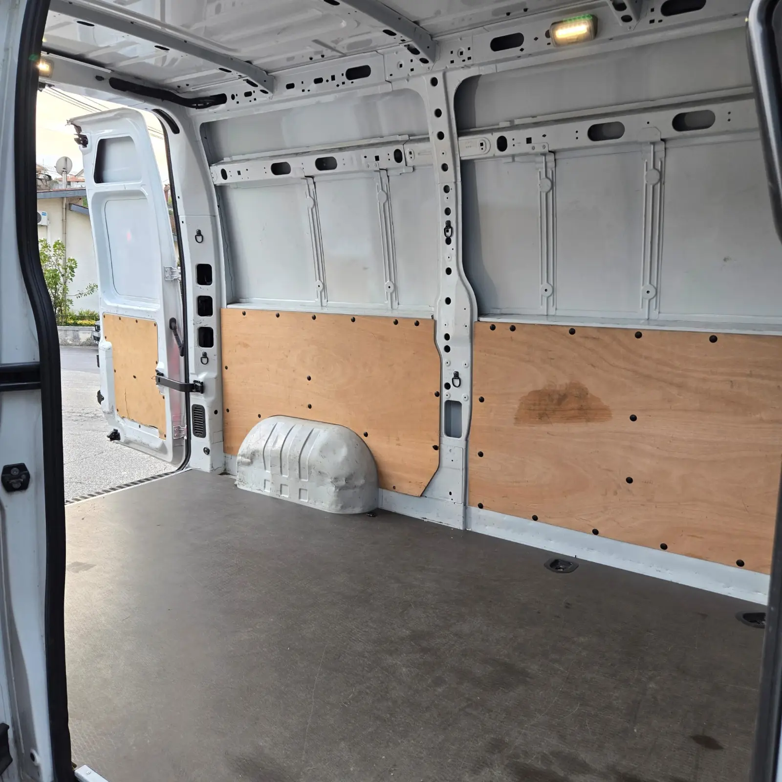 Renault Master E-Tech L2H2 3T5 Advance Autonomia Urbana 22