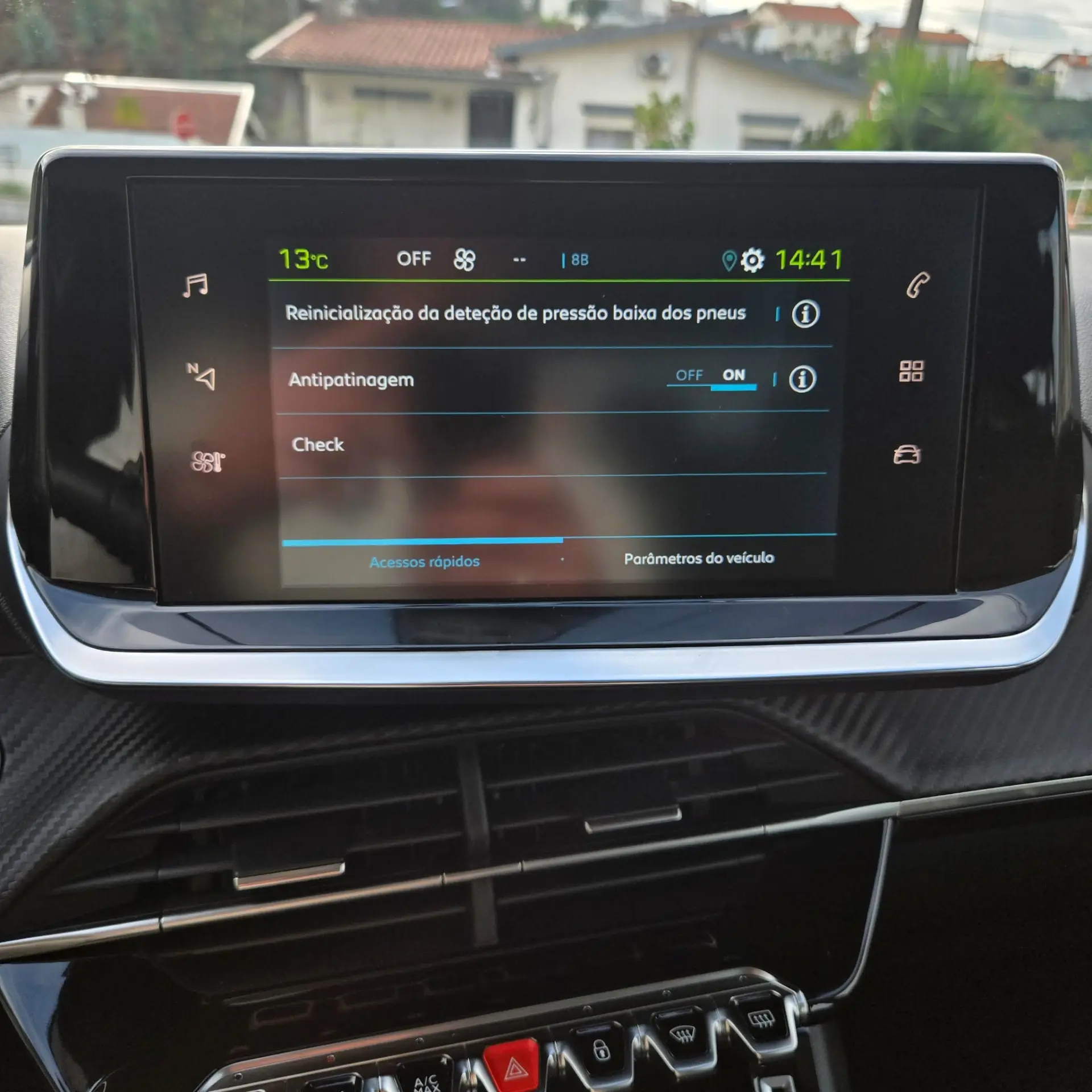 Peugeot e-208 50 kWh Active Pack 19