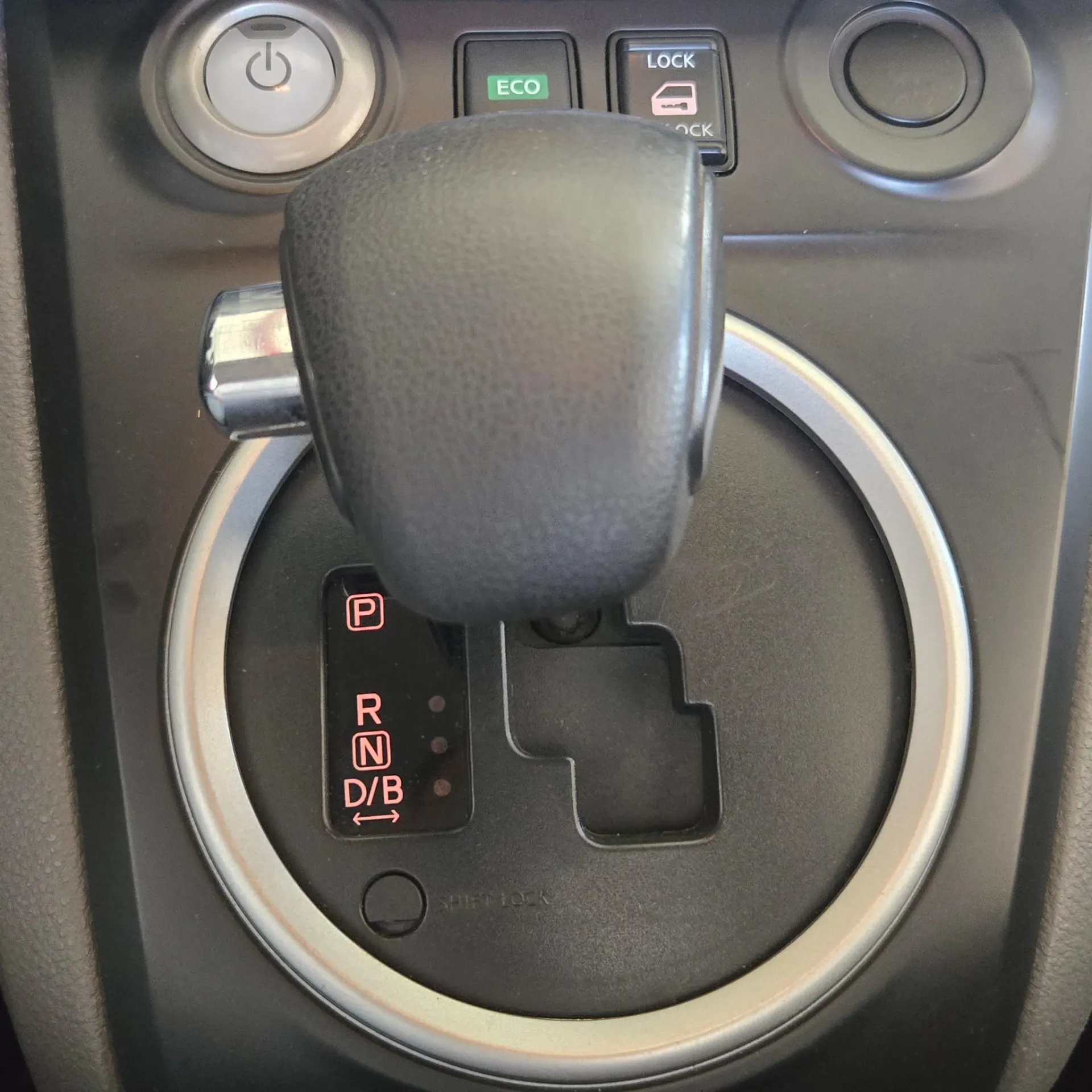 Nissan e-NV200 Evalia NV200 Caixa Hidralica 23