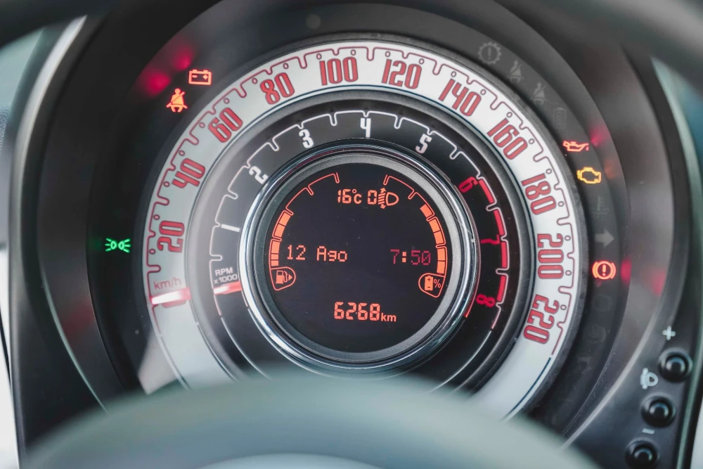 Fiat 500 1.0 Mild-Hybrid Cult 13