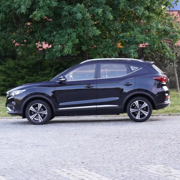 MG ZS EV 44.5 kWh Luxury 6